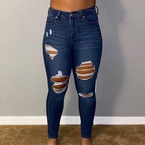Guess Jeans High rise skinny jeans.